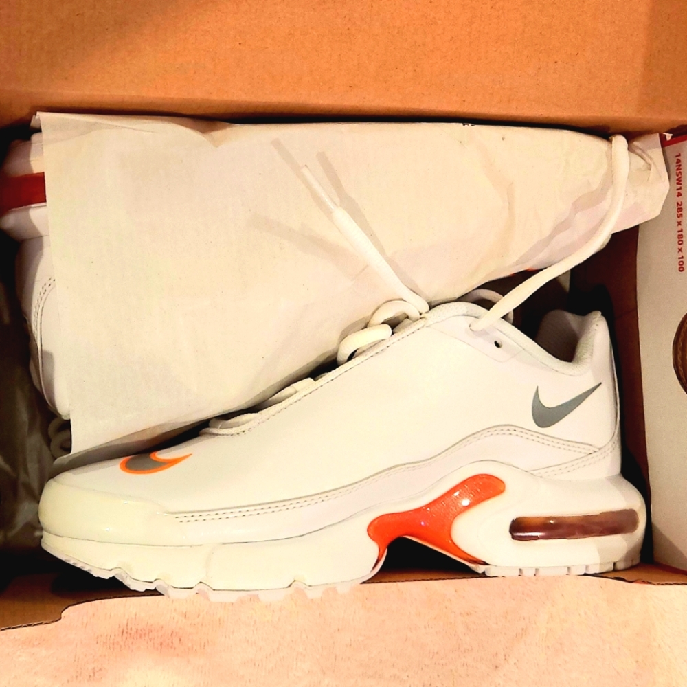 Nike Air Max Plu TN SE BG